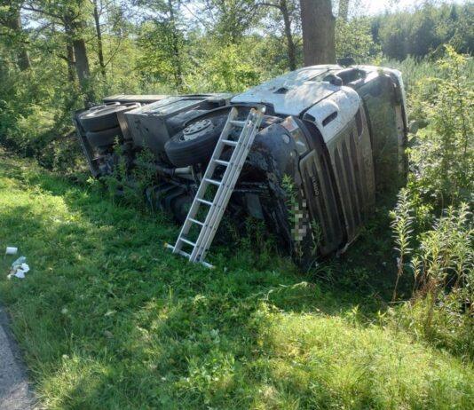 Nie chciał uderzyć w sarnę, przez co sam trafił do szpitala. Mogło skończyć się tragicznie