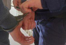 Awantura o kobietę, wybita szyba i fikcyjne włamanie. Poszukiwany był wśród gości