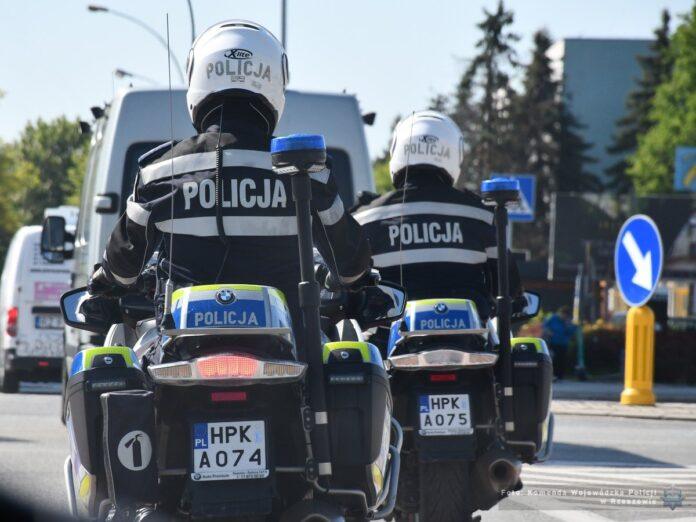 policjanci-motocykle