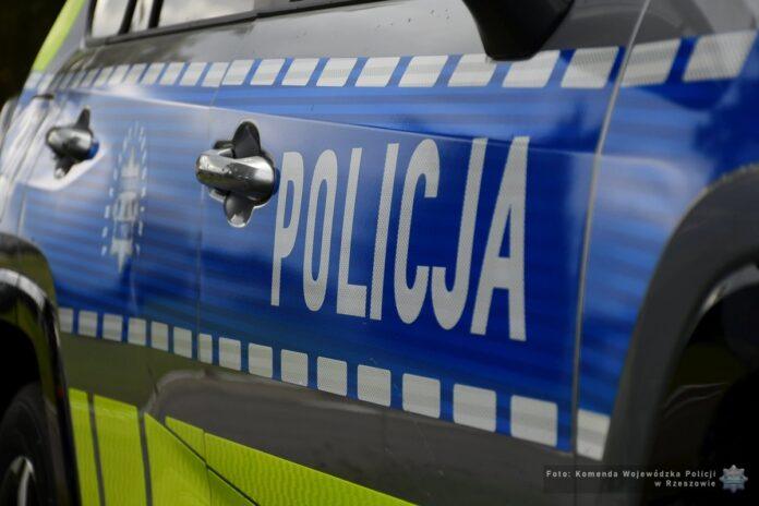 16-nowych-radiowozow-w-garnizonie-podkarpackiej-policji-6