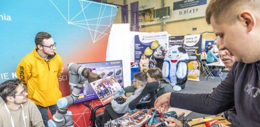 targi-pracy-politechnika-rzeszowska