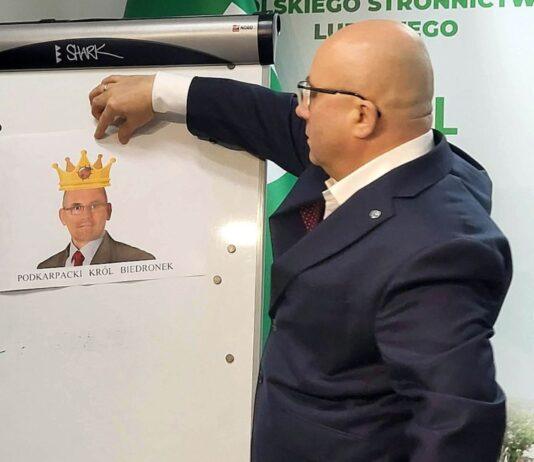 „Król Biedronek”. PSL pyta, kto pomagał Mariuszowi Królowi przy zakupie działek, które sprzedał za krocie