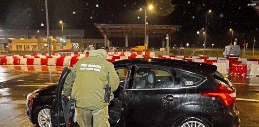 160 kradzionych pojazdów i 2,8 tys. fałszywych dokumentów wykrytych przez BiOSG