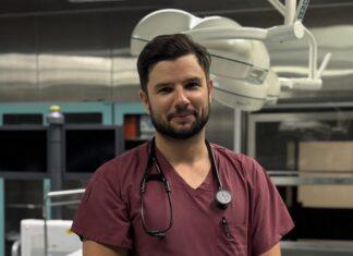 Rzeszowski lekarz z prestiżowym certyfikatem. Duże osiągnięcie Bartłomieja Wróbla Rzeszowski lekarz Bartłomiej Wróbel otrzymał prestiżowy certyfikat