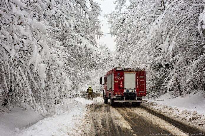 Podkarpaccy strażacy interweniowali 1161 razy. Kolejne ostrzeżenia na niedzielę