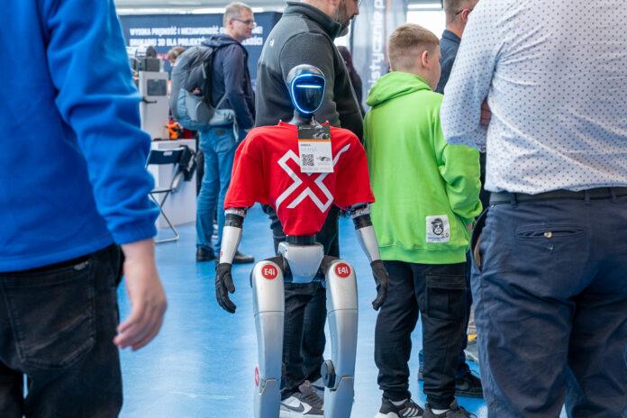 xChallenge-40 Czwarta edycja xChallenge dobiega końca. Zobacz co działo się na zawodach robotów