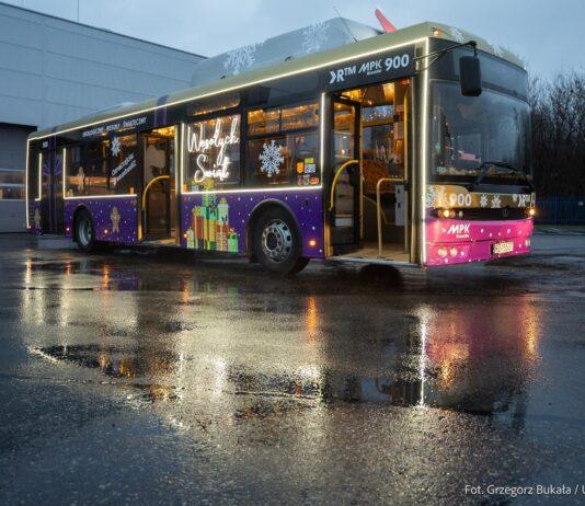 Dziś świąteczny autobus wyruszy w swoją pierwszą tegoroczną podróż po Rzeszowie autobus świąteczny rzeszów