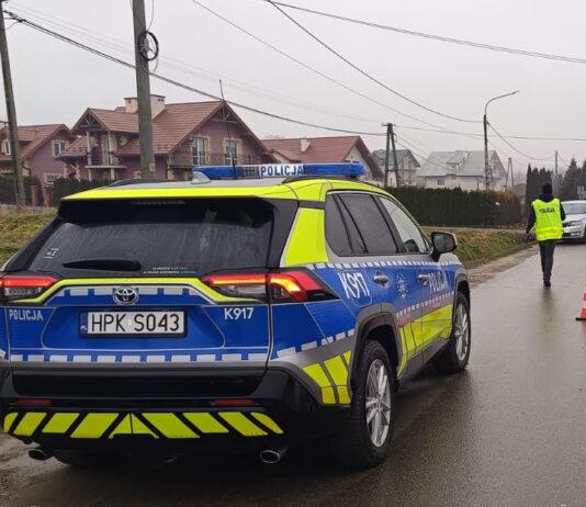 Potrąciła staruszkę. Piesza została przewieziona do szpitala i tam zmarła potrącenie ze skutkiem śmiertelnym Niebieszczany