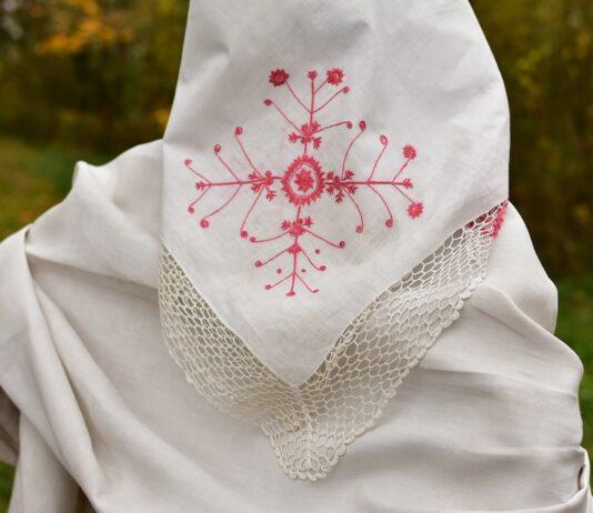 Haft z Podkarpacia kandydatem na listę niematerialnego dziedzictwa kulturowego haft lasowiacki