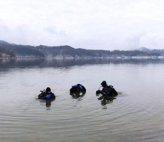 szkolenie strażaków-nurków na Solinie