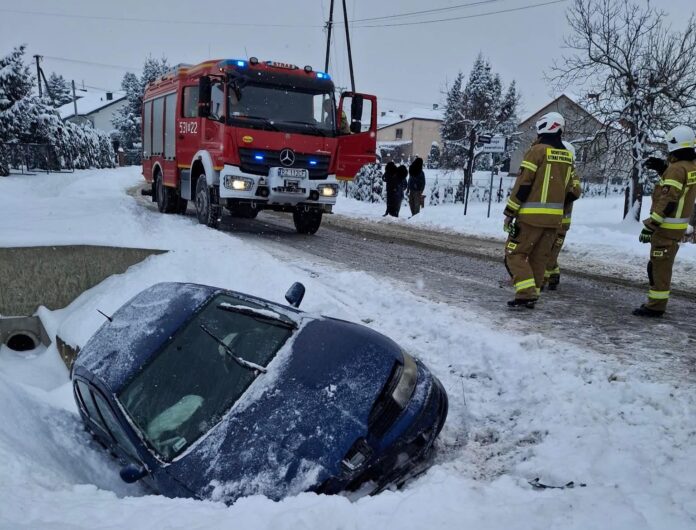 Sędziszów Małopolski - Seat w rowie