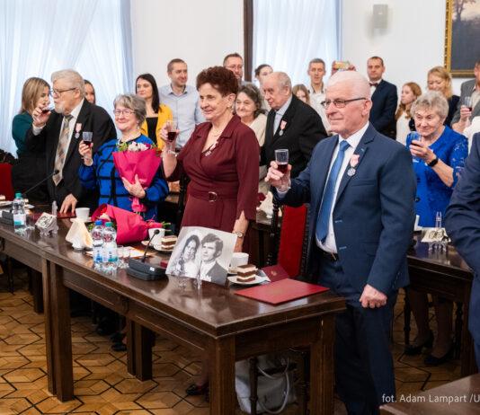 Razem od ponad 50 lat! Te pary świętowały wczoraj jubileusz w Ratuszu Uroczystość Złotych Godów