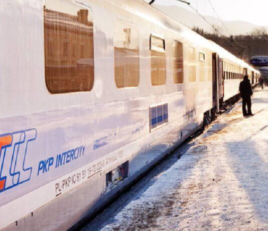 Pogoda paraliżuje PKP. Największe opóźnienie to ponad 4 godziny