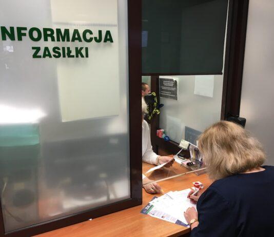 Zasiłek pogrzebowy w górę od 1 stycznia. Sprawdź, komu przysługuje 7 tys. zł zus informacja zasiłki okienko