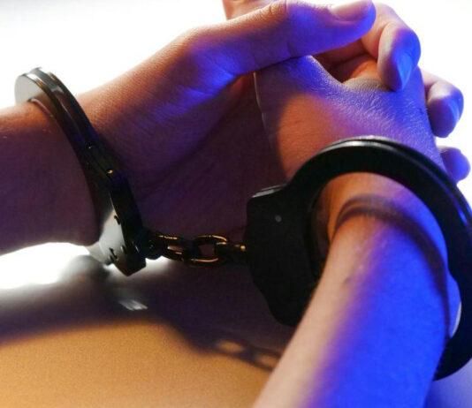 18-latek z Podkarpacia oskarżony o planowanie zamachu na szkołę. Inspirował się terrorystami ISIS