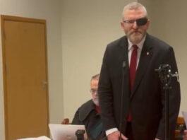 Grzegorz Braun ponownie przed sądem. “Napadła mnie, po czym nakłamała gazetom i prokuratorowi”