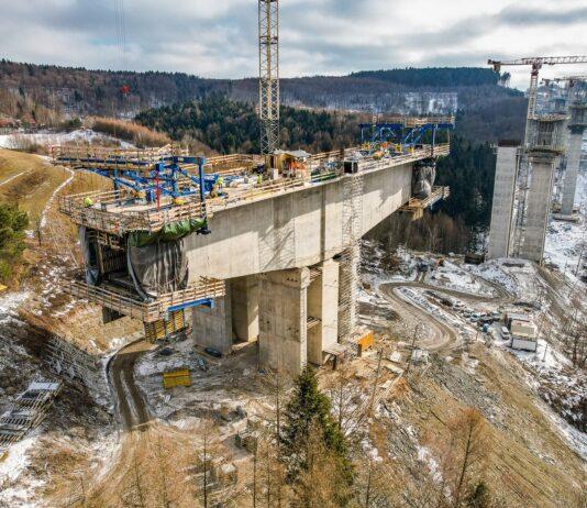 Zdjęcia: GDDKiA, S19 Babica - Jawornik; wykonano już 78 proc. prac mostowych