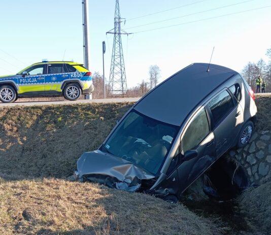 Wypadek w Łańcucie. Zderzenie dwóch pojazdów, pasażerowie w szpitalu