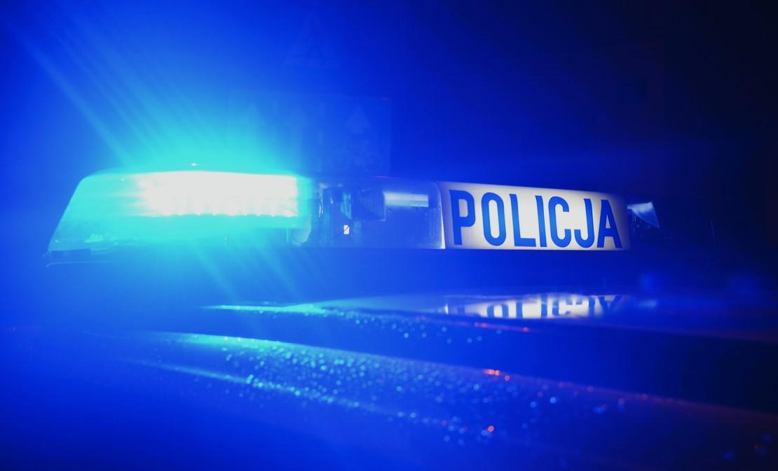 Nietrzeźwi rodzice opiekowali się dziećmi. Sprawą zajmie się sąd rodzinny