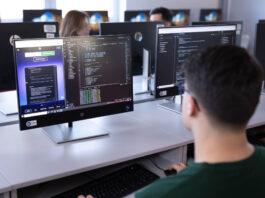 Dlaczego warto zrobić „magisterkę” z informatyki we WSIiZ? WSIiZ