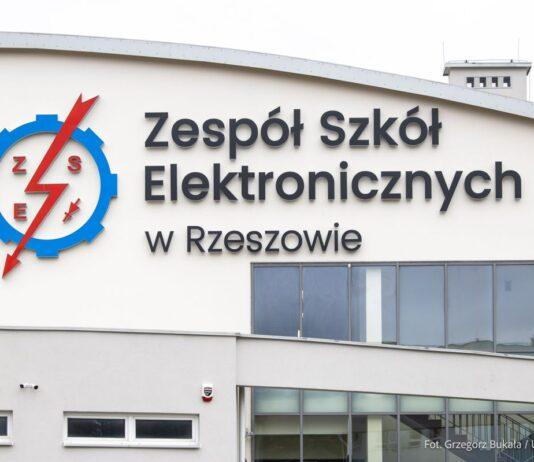 Koniec lekcji o 19:00. Rzeszowski „Elektronik” otworzył nowoczesne skrzydło Rozbudowa elektronika na finiszu