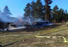 Bieszczady: Ogień trawi drewniany pensjonat. Są poszkodowani pożar trójca