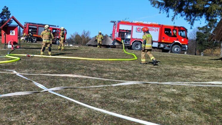 pożar tr&oacute;jca