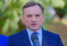 Zbigniew Ziobro jest w USA. Politycy zapowiadają, że będą na niego czekać