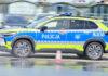 Zderzenie dwóch samochodów przy węźle S19. Jeden pojazd w rowie