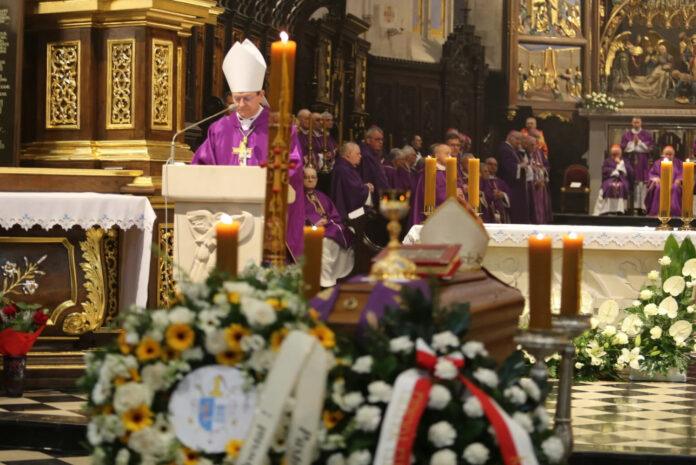 pogrzeb-abp-michalik6