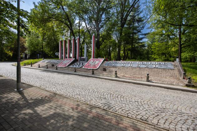 Pomnik Dziesięciu Rąk