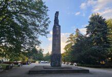 Koniec historii Pomnika Wdzięczności Armii Radzieckiej w Rzeszowie. Zniknie z Placu Ofiar Getta do końca listopada pomnik Wdzięczności Armii Czerwonej