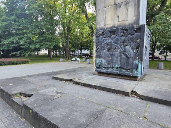 pomnik Wdzięczności Armii Czerwonej (7)