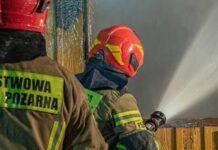 Wybuch w garażu domu jednorodzinnego. Helikopter LPR zabrał mężczyznę