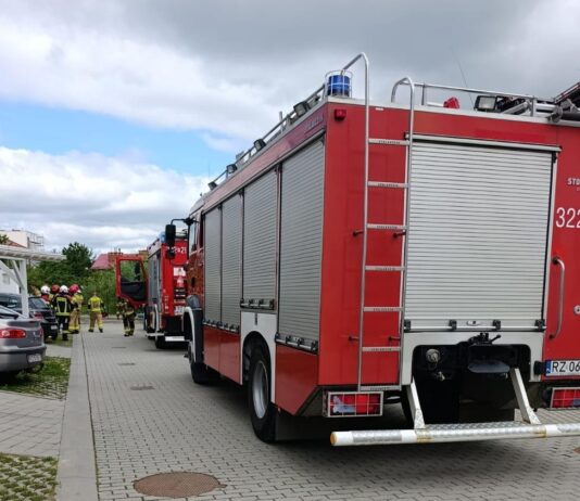 Czujne dzieci wszczęły alarm. Seria zbiegów okoliczności uratowała szeregówki w Rzeszowie lwowska pozar szeregowki