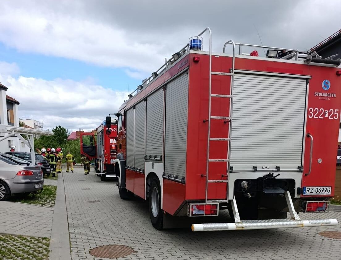 Czujne dzieci wszczęły alarm. Seria zbiegów okoliczności uratowała szeregówki w Rzeszowie lwowska pozar szeregowki