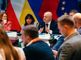 Podkarpacie zyska na odbudowie Ukrainy? Wielka szansa dla Rzeszowa, ale bez udziału Zełenskiego