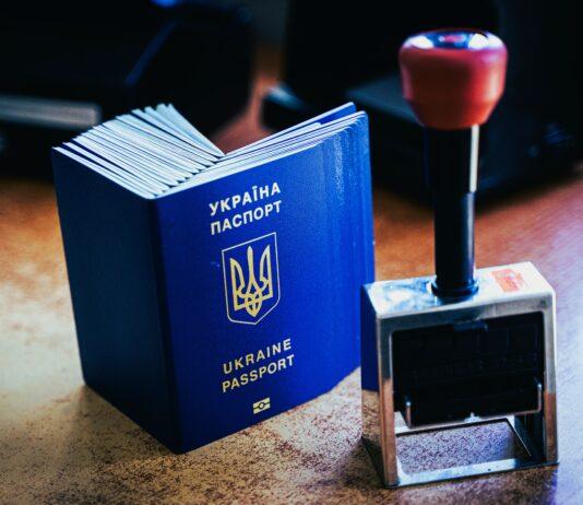 Plaga podrobionych dokumentów na granicy. Ponad 2 tys. zatrzymań