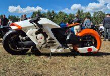 Japoński duch na dwóch kołach. Niezwykły motocykl „KI” podbija zlot w Radawie motor