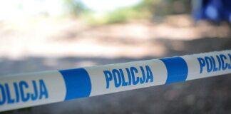 Szarżował z mieczem na mundurowych. Śledczy zdecydowali w sprawie śmierci Wojciecha M.