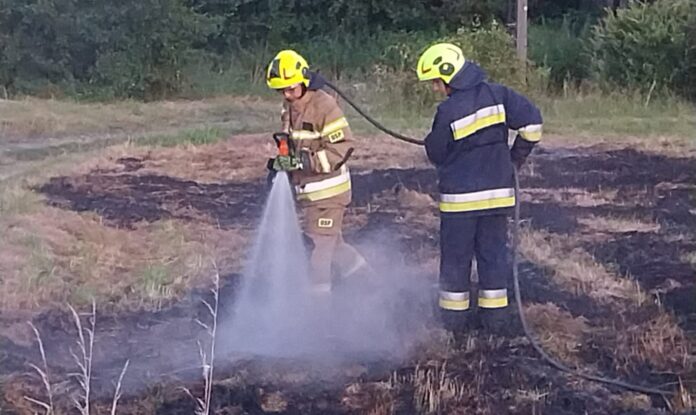 pożar traw osp hermanowa pożar traw