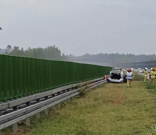 Pożar samochodu na autostradzie A4. Utrudnienia w stronę Rzeszowa pożar auta a4