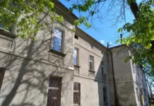 Budynek dawnego MOPS-u zmieni swoje oblicze. Powstanie 21 lokali dla potrzebujących Ośrodek Dobry Początek Jarosław