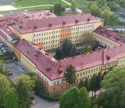 Już 50 pracowników podkarpackiego szpitala głoduje. Powiat nie chce zwolnić dyrektorki placówki