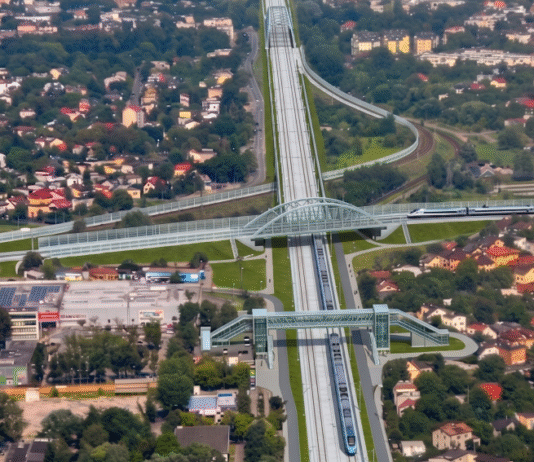 PKP: Rzeszów szybciej do Warszawy, Mielec bliżej stolicy regionu. Ale południe może stracić