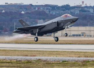 Na Podkarpaciu powstaną elementy do samolotów F-35 i wojskowych śmigłowców Black Hawk