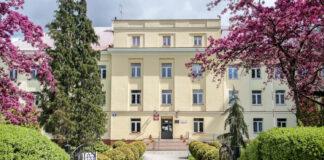 Rzeszów wykupi „Mleczaka”. Są miliony na ratunek historycznej szkoły!