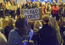 „Czerwona kartka za aborcję” w Rzeszowie. W czwartek proaborcyjna demonstracja na Rynku
