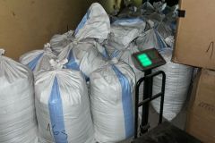 Podkarpacka-KAS-zlikwidowala-nielegalna-krajalnie-tytoniu-i-przechwycila-ponad-tone-nielegalnych-wyrobow-1